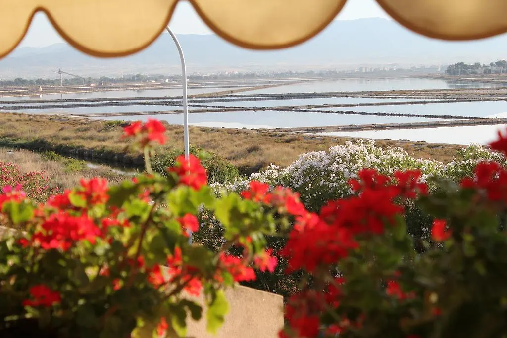 La Tuia E Il Tasso Bed & Breakfast Cagliari Italy