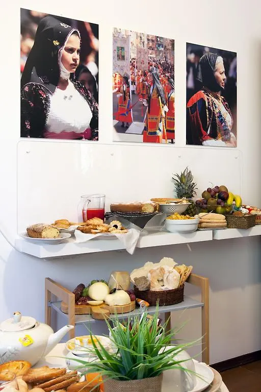 **  La Tuia E Il Tasso Bed & Breakfast Cagliari Italy